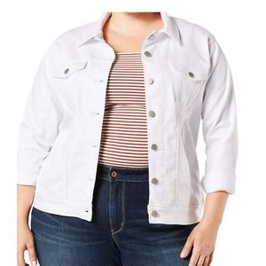 Signature by Levi Strauss & Co. Women's Plus Trucker Jacket